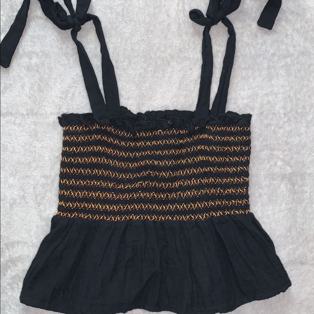 FOREVER 21 CONTEMPORARY TANK TOP